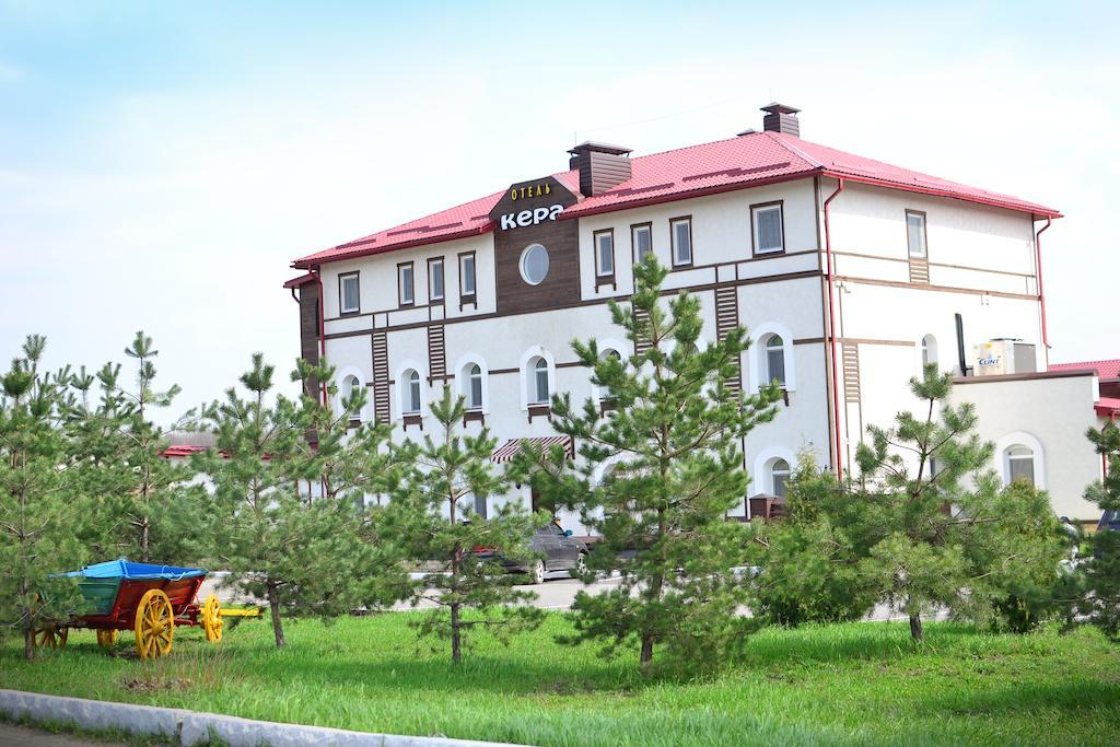 Kera Hotel Nesterenki Dış mekan fotoğraf